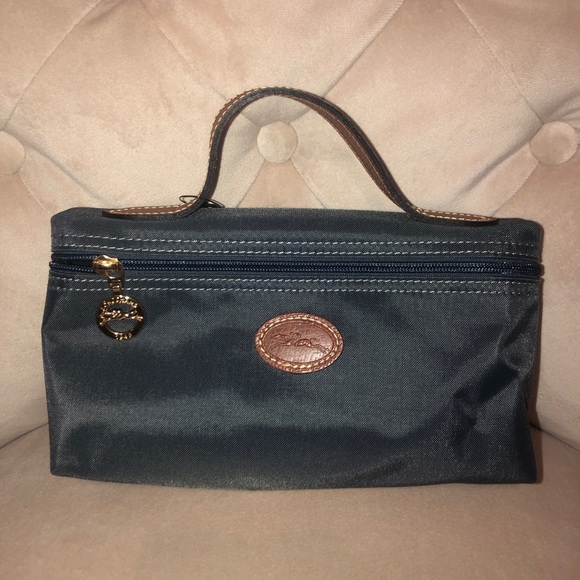 Longchamp Handbags - longchamp pouch